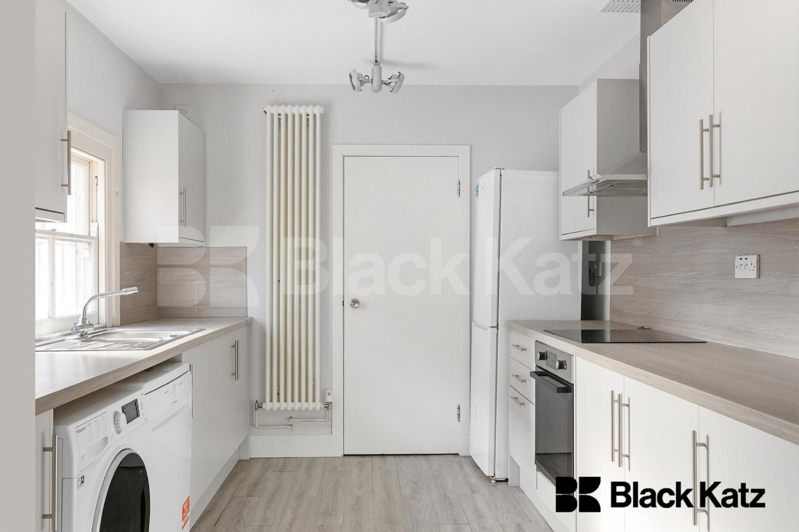 Charming 5-Bed Georgian Gem in SE15: Ideal for Students and Sharers Friary Road, Peckham